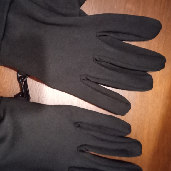 Duluth Trading Company Gloves - Picture 4 of 5